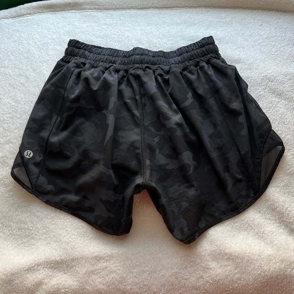 Lululemon hotty hot shorts